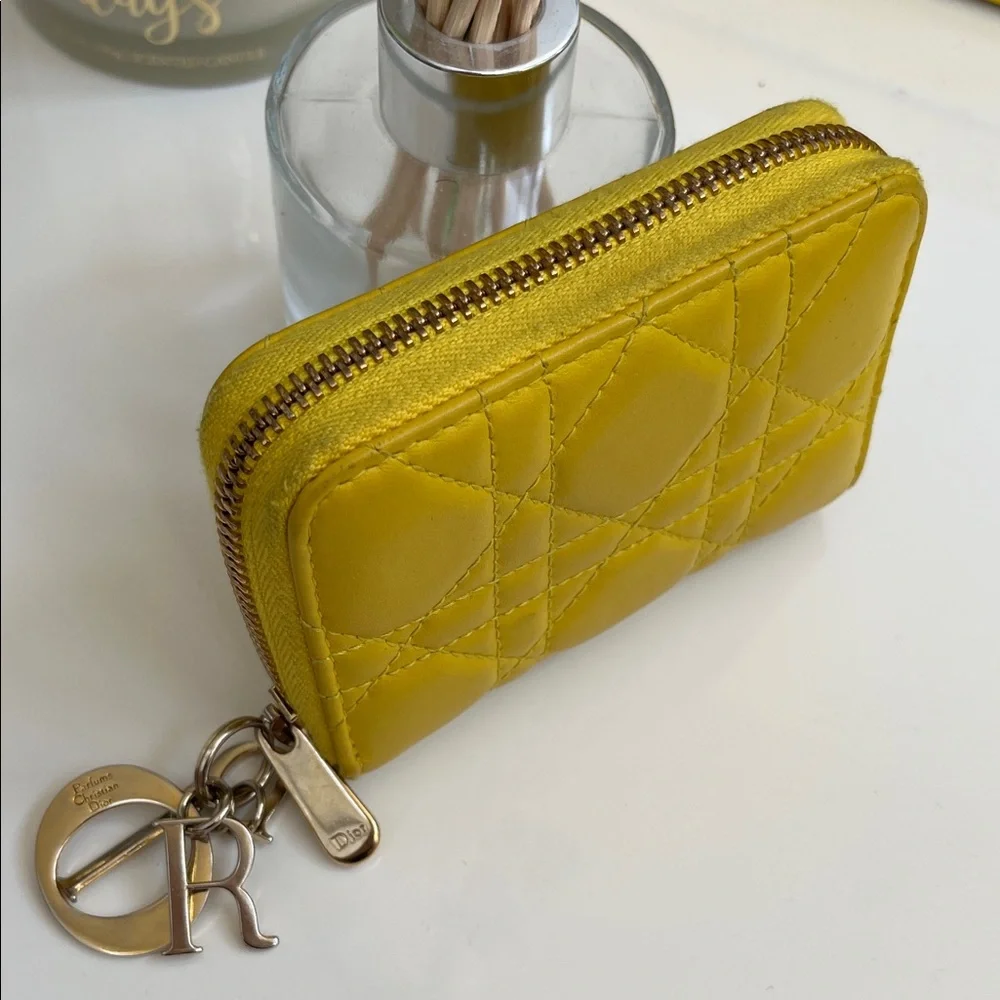 Authentic Dior Cannage Quilted Credit Card Zipper Leather Wallet with Charms